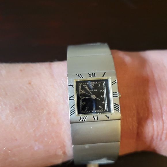 Guess Watch Matte Silver Bracelet - Picture 8 of 8